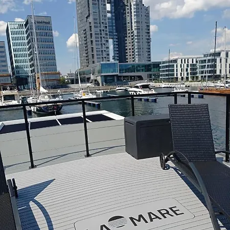 Houseboat Dom Na Wodzie Bateau-hôtel *