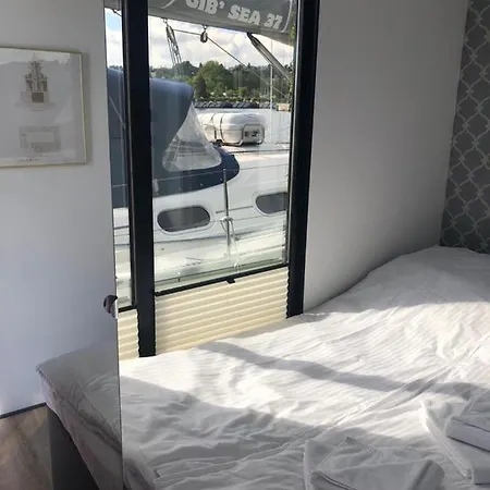 Bateau-hôtel Houseboat Dom Na Wodzie Gdynia